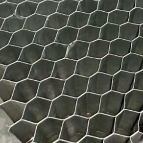 Al 3003 núcleo de panal de abejas de aluminio soldado para la construcción de paredes exteriores