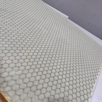 Tamaño estándar 1200 * 2440 mm núcleo de panal de aluminio lleno de espuma de PU