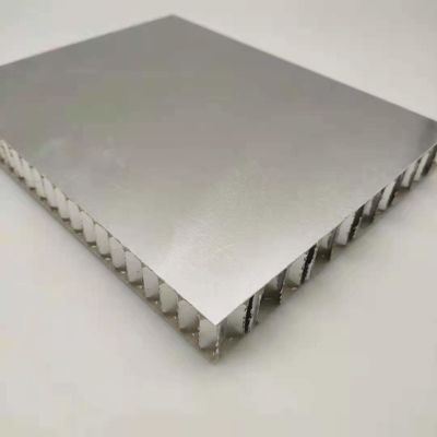 1200x2400mm Placa de panal de aluminio anodizado para el suelo anti arañazos