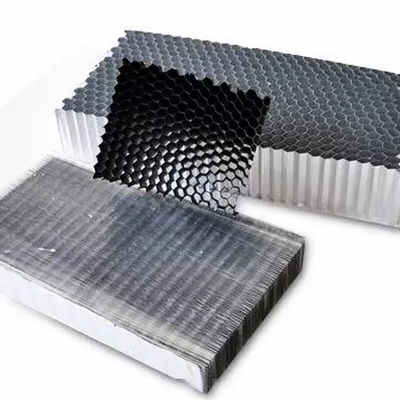 3003 Paneles de aluminio de panal de miel para trenes de alta velocidad