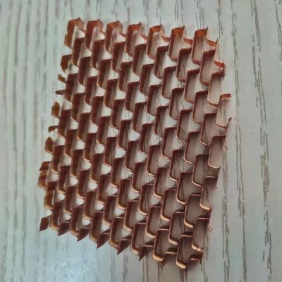 Núcleo de panal de miel de aramida flexible con forma de flor de ciruela para uso en la aviación