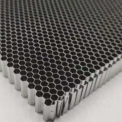 Soldadura puntual 8.2mm tamaño de la célula de acero inoxidable de metal Honeycomb Air Straightener