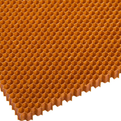Material de núcleo de panal de abejas Nomex para la aviación con densidad de 48 kg/m3 y tamaño de célula de 3,2 mm para aplicaciones superligeras contra la fatiga