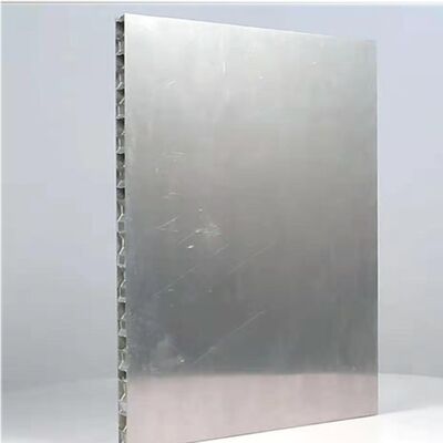 Aplicación del panel de panal de abejorro de aluminio PVDF en el sistema de sombreado exterior