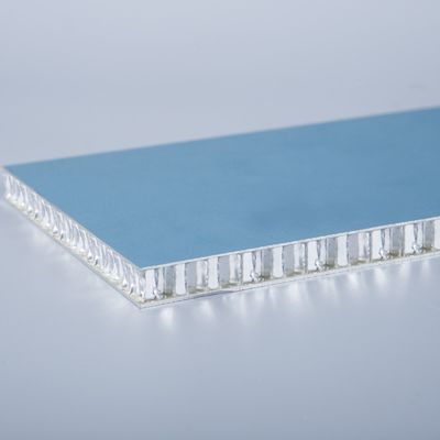 Panel de techo de panal de miel de aluminio recubierto en PE colores personalizados